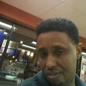 Meet your Posher, Mahamed